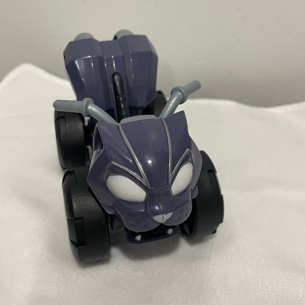 Hasbro Panther Toy Car in Dark Purple and Black